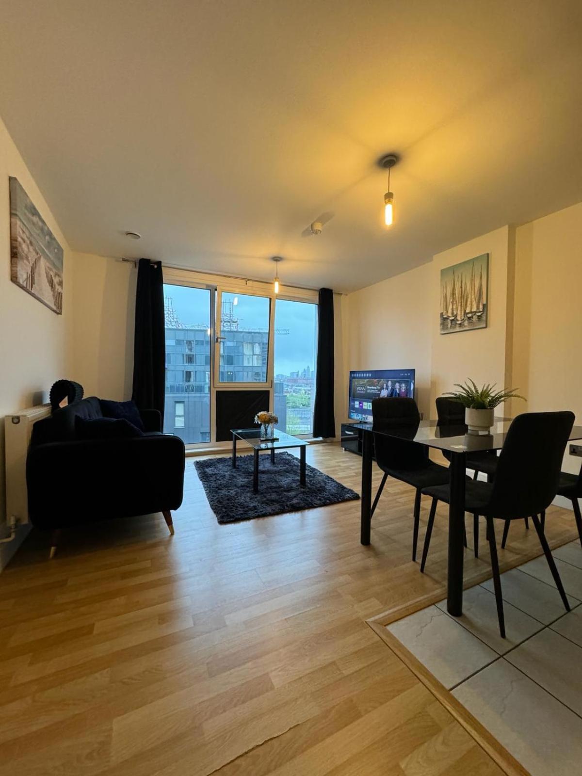 Spacious 2 Bedrooms Apartment In Stratford London Luaran gambar