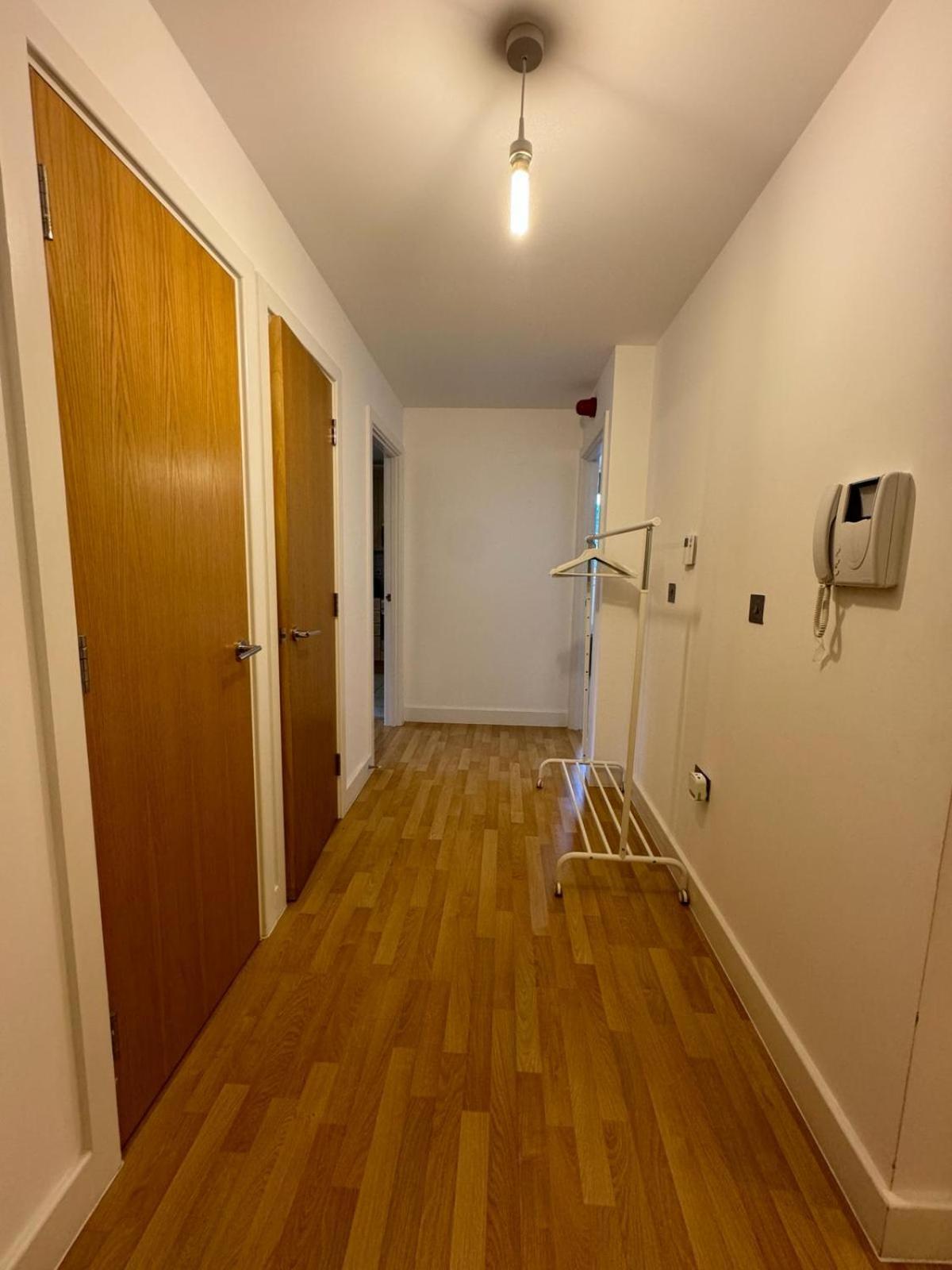 Spacious 2 Bedrooms Apartment In Stratford London Luaran gambar